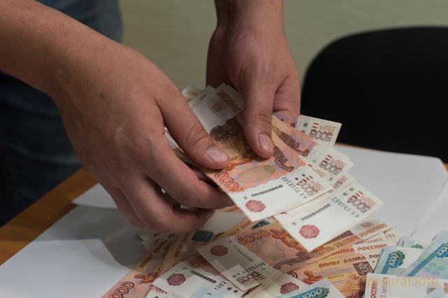 В Стерлитамаке пенсионер отдал 1 млн рублей лжесотруднику банка