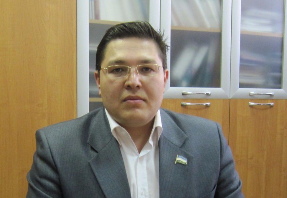 Новым мэром Сибая стал бывший школьный преподаватель