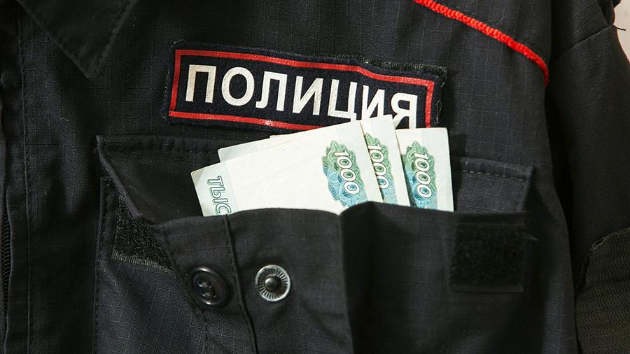 Платный пропуск в Россию: в Уфе экс-участковый вымогал взятку у иностранца