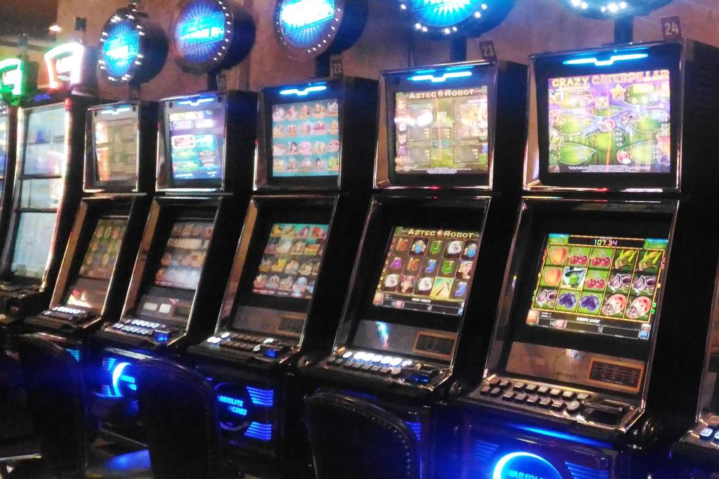 В Уфе четырех женщин обвиняют в создании сети подпольных игровых клубов