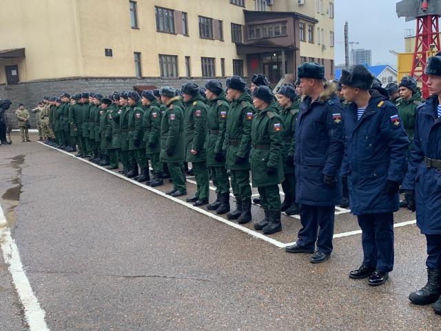 В Башкирии первые призывники отправились на военную службу