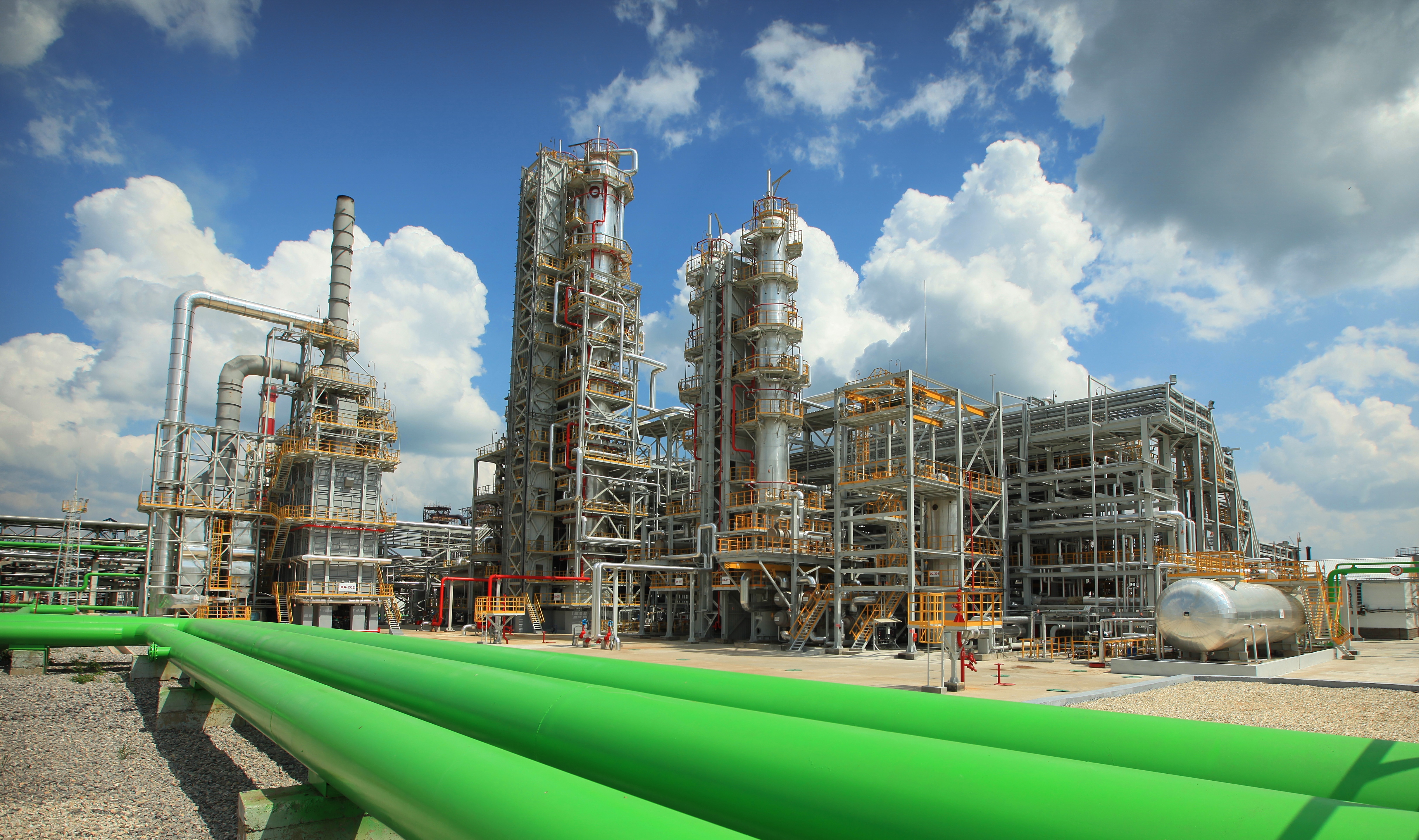 Суд просит представить доказательства продажи нефти за доллары по иску «Роснефти» и «Башнефти»