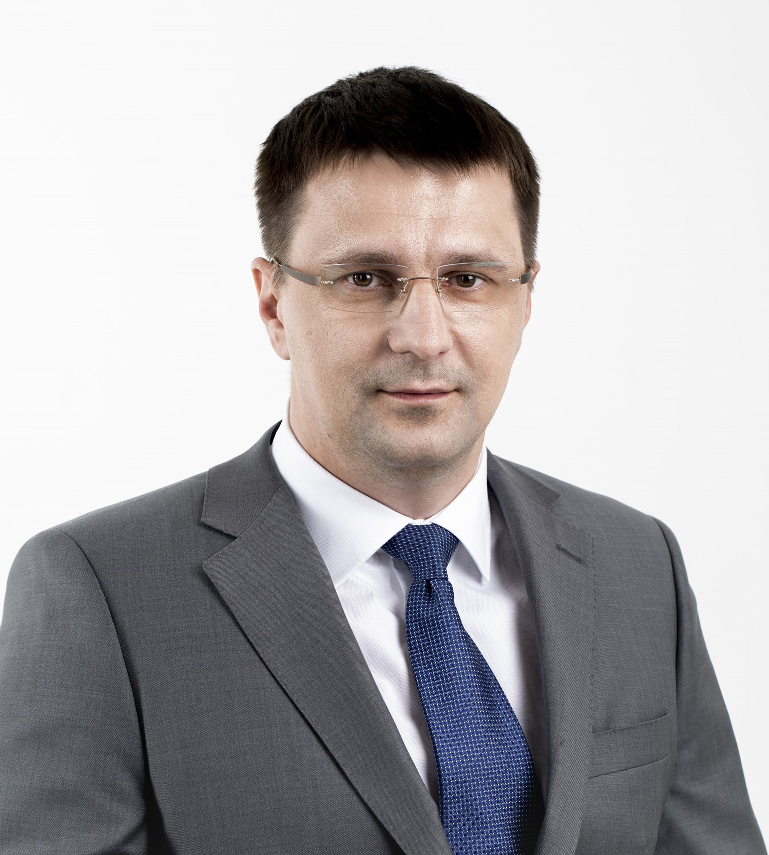 Следующий: Рафаэль Яппаров отстранен от должности и.о. Министра здравоохранения