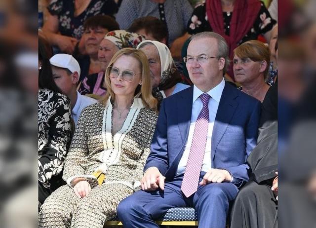 Премьер-министр Башкирии поздравил жителей республики с Днем семьи, любви и верности