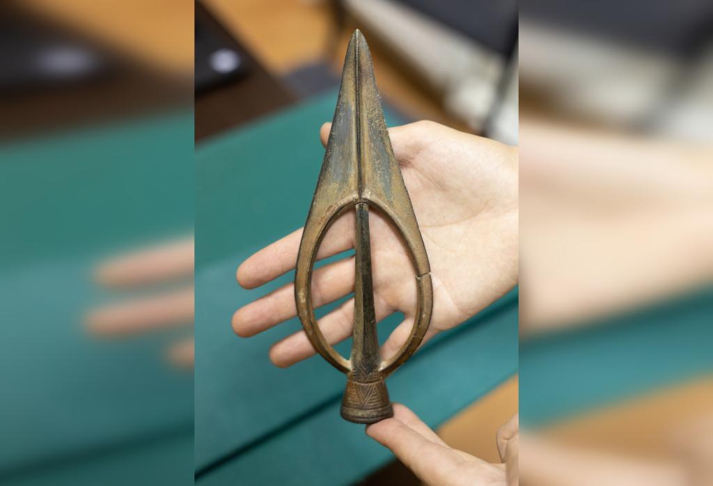 Жители Башкирии нашли древний наконечник копья