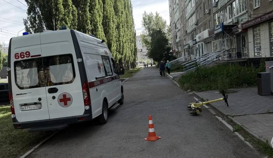 Подросток на самокате сбил 89-летнюю женщину в Уфе