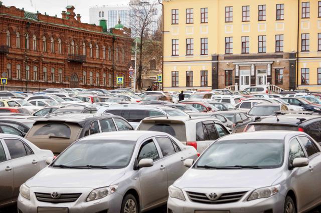 Жители Башкирии начали чаще покупать премиум-автомобили с пробегом