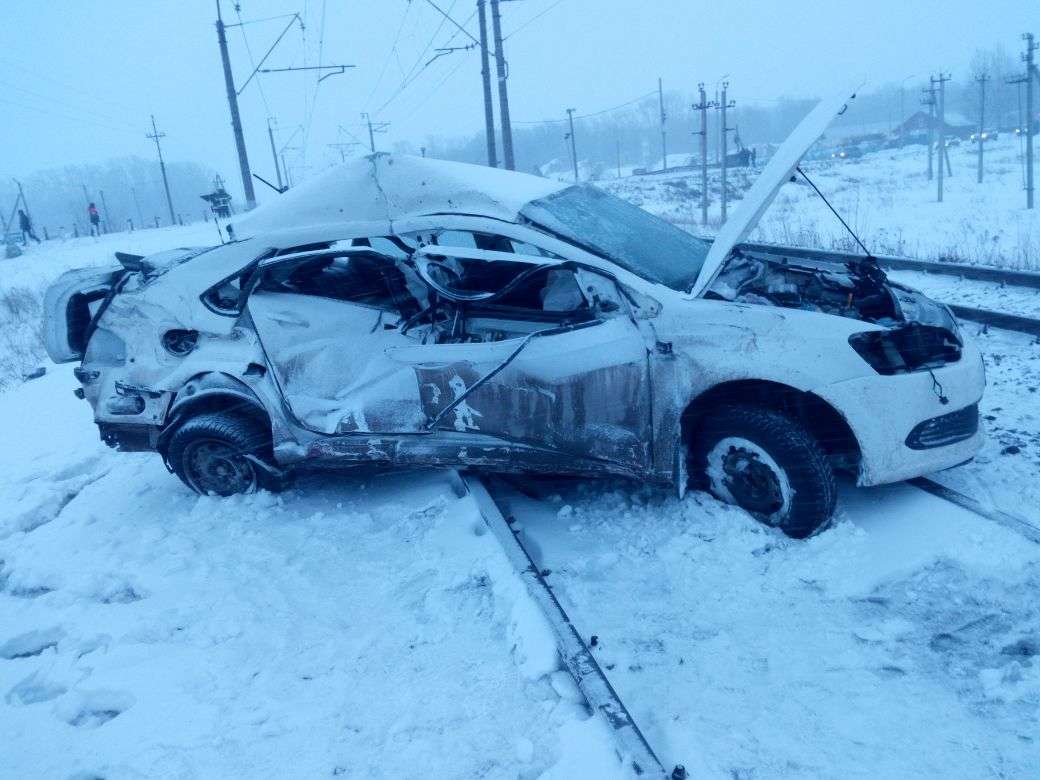 Появились новые подробности жуткого ДТП на железнодорожном переезде в Уфе