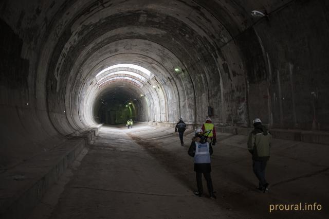 Тысяча метров под Уфой: фоторепортаж Proural из долгожданного автомобильного тоннеля в Башкирии